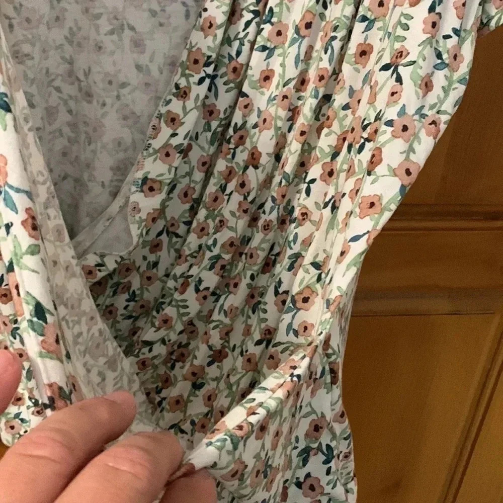 Reitmans faux wrap  tee 2X - Picture 3 of 7